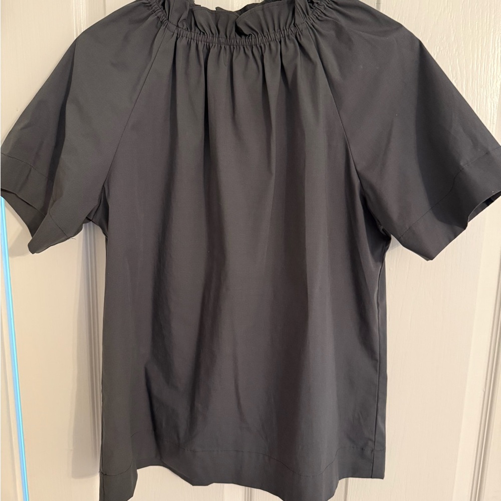 Gray Ruched Neckline Blouse with Short Sleeves